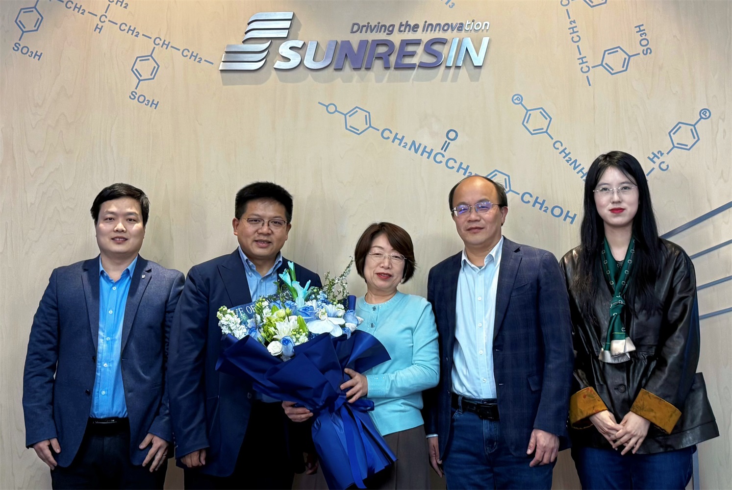 西北工业大学化学与化工学院领导一行莅临蓝晓科技参观交流